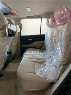 تۆیۆتا لاند کروزەر